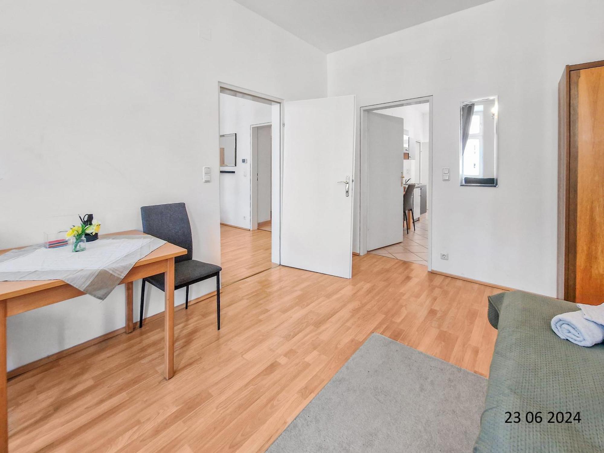 Elegant Three-Bedroom Suite Βιέννη Εξωτερικό φωτογραφία